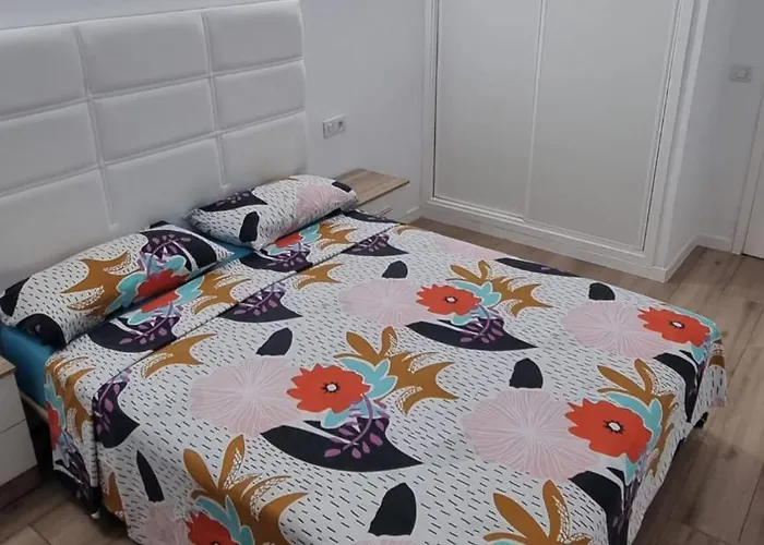 Cristianos Iv Costa Adeje (Tenerife)